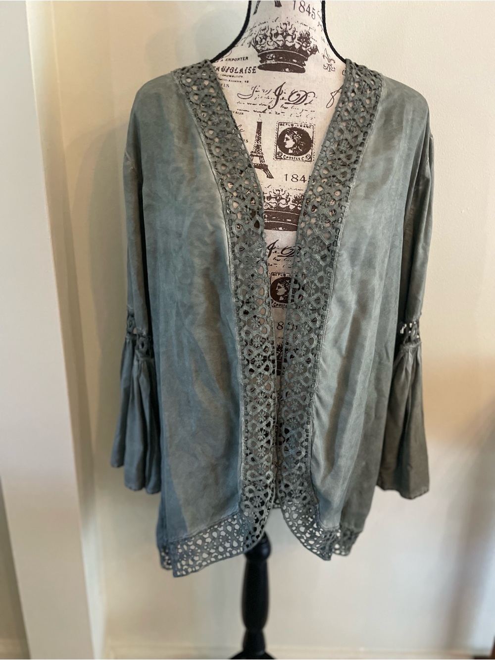Indigo Thread Green Open Lace Detail Cardigan Top ~ M